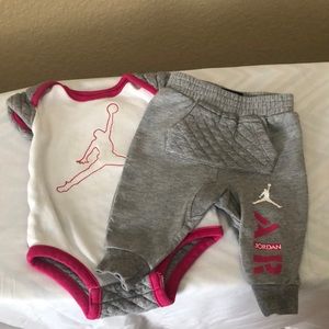 Jordan 2 piece set